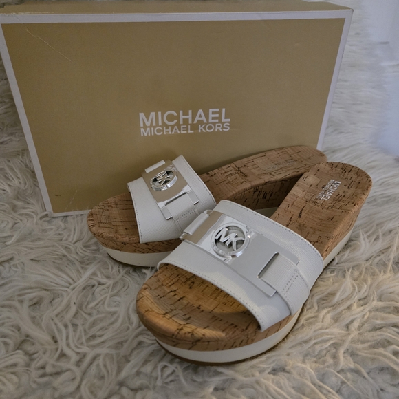 Michael Kors White Slide Sandals - Picture 2 of 5